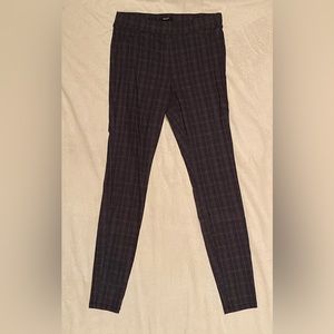 Simply Vera Seamed Pull On Ankle Pants